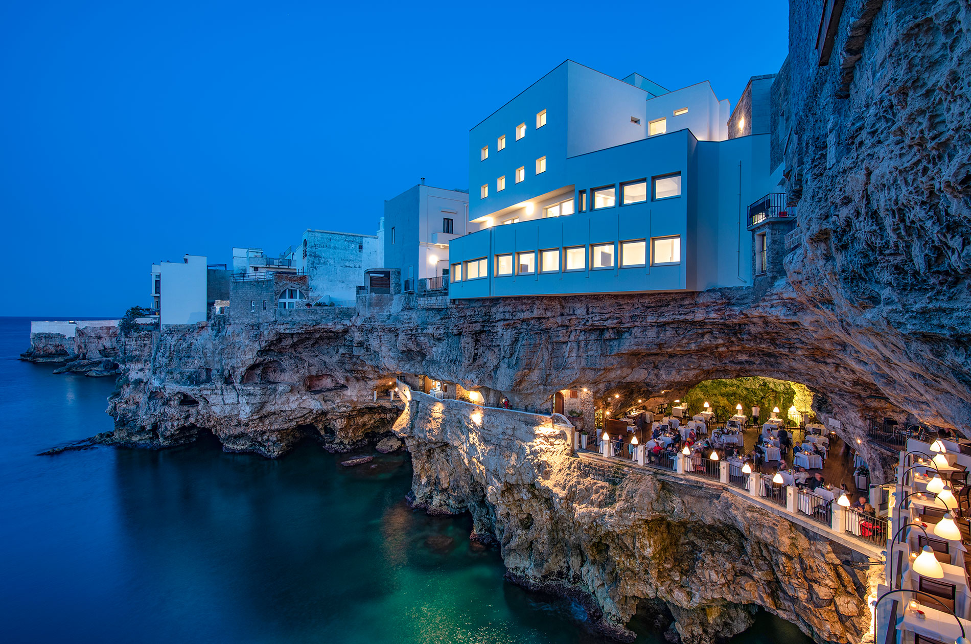 Hotel And Sea Cave Restaurant In Polignano A Mare Puglia,Cool Black And White Iphone X Wallpaper